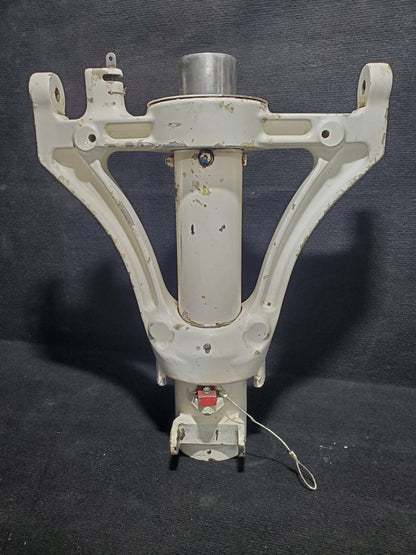 Outer Nose Gear Barrel Assy - Cessna - 5H-NWA