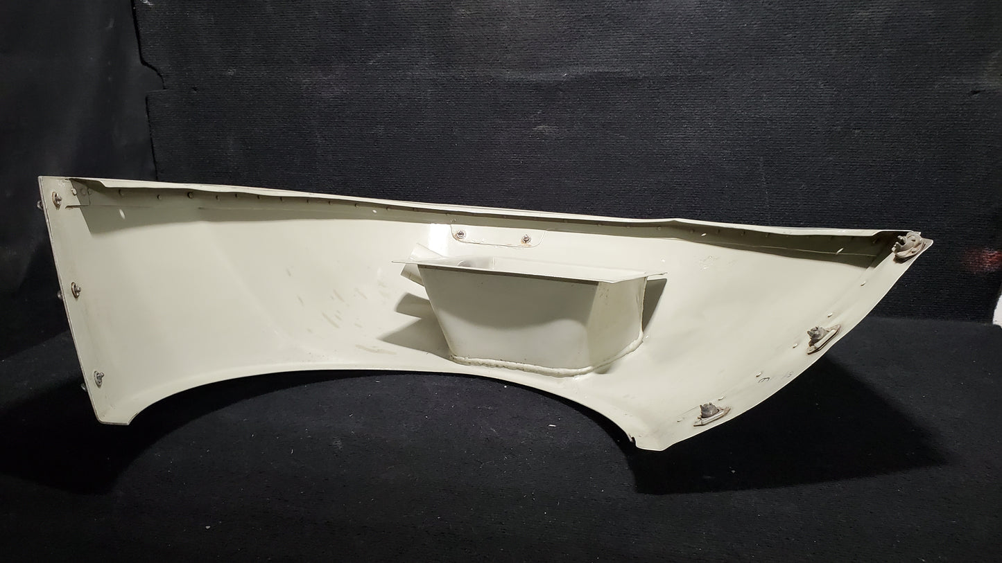 Nose Cap Assy - RH - Cessna - 5Y-ZBW