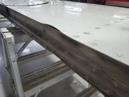 Horizontal Stabilizer - Cessna 208 Caravan - 5Y-ZBW