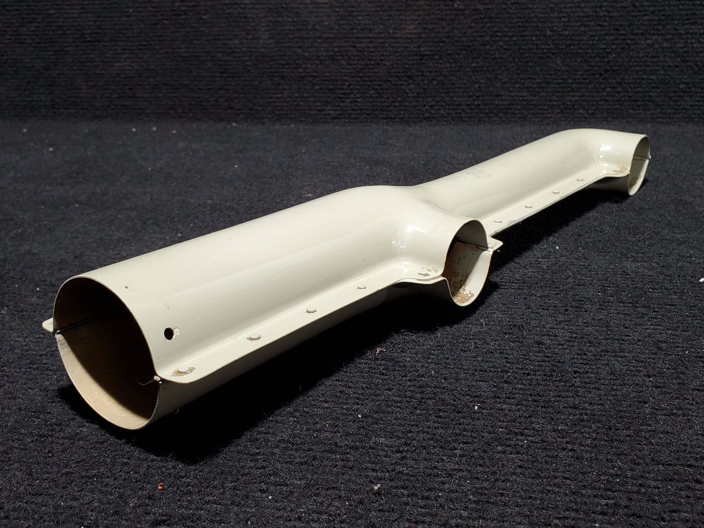 Heater Duct Assembly RH - Cessna - 5H-NWA