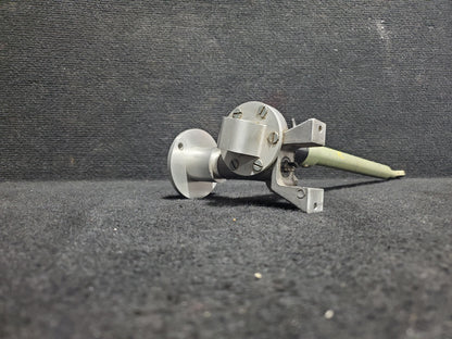 Transmission Assembly and Jack Screw - Flap Actuator - Cessna - 5H-TAZ