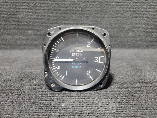 Vertical Speed Indicator - United Instruments - 5H-TAZ