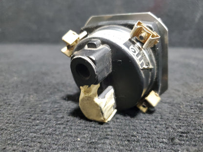 Manifold Pressure Guage - UMA - 5Y-FOO