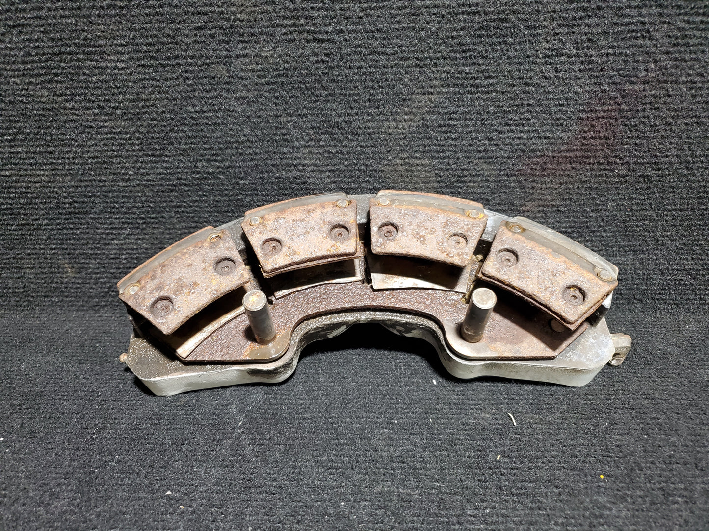 MLG - Brake Caliper - Cessna - 5H-NWA