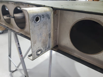 Fin Assembly with Dorsal - Cessna 185 - 735