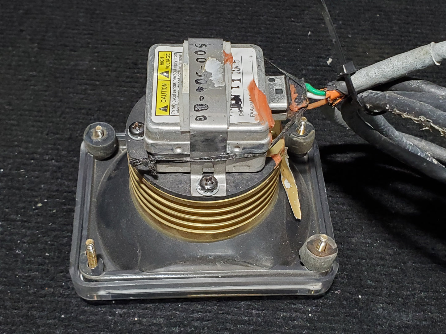 Landing Light - Cirrus - C-GDJL