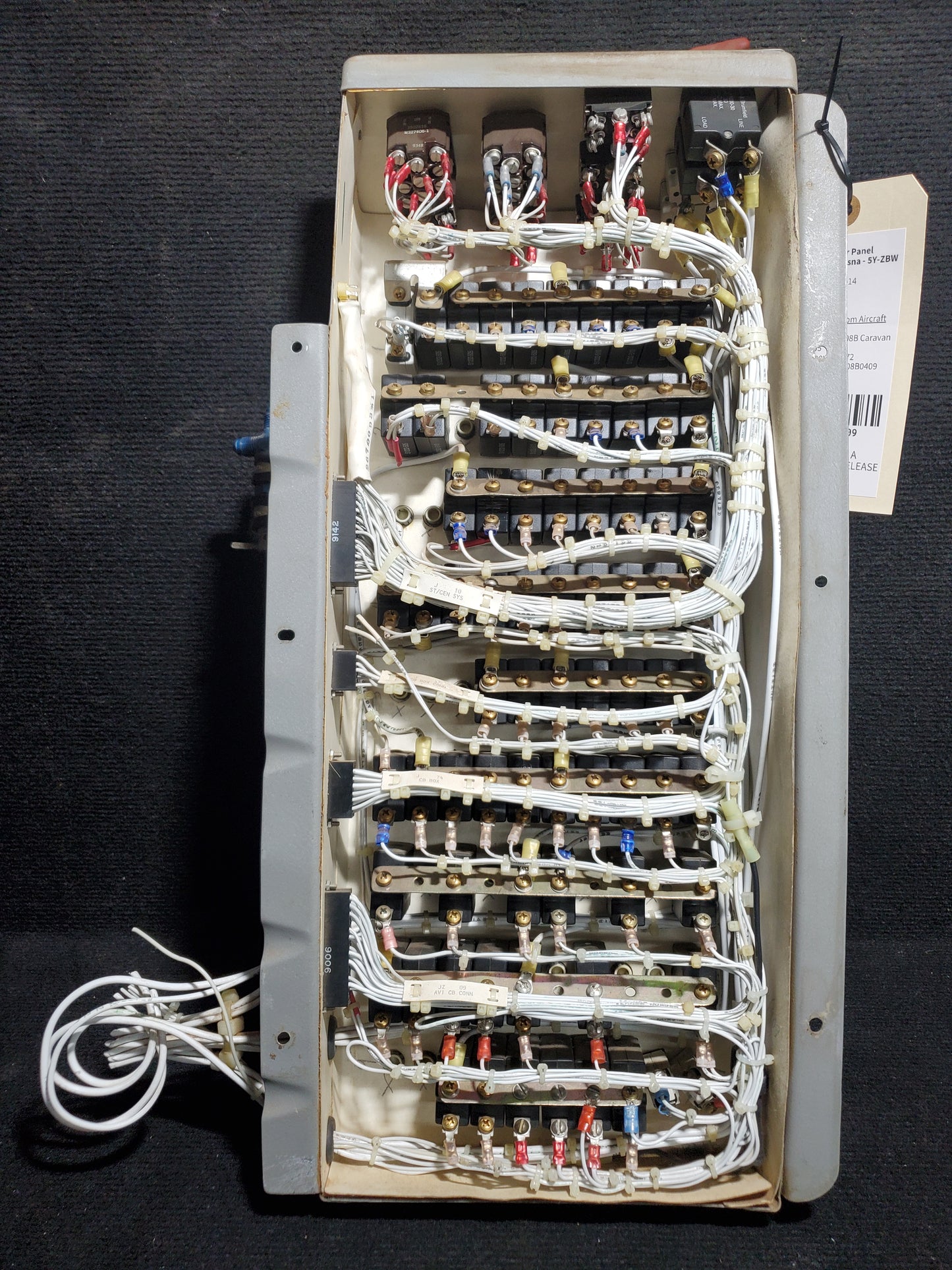 Circuit Breaker Panel Assembly - Cessna - 5Y-ZBW