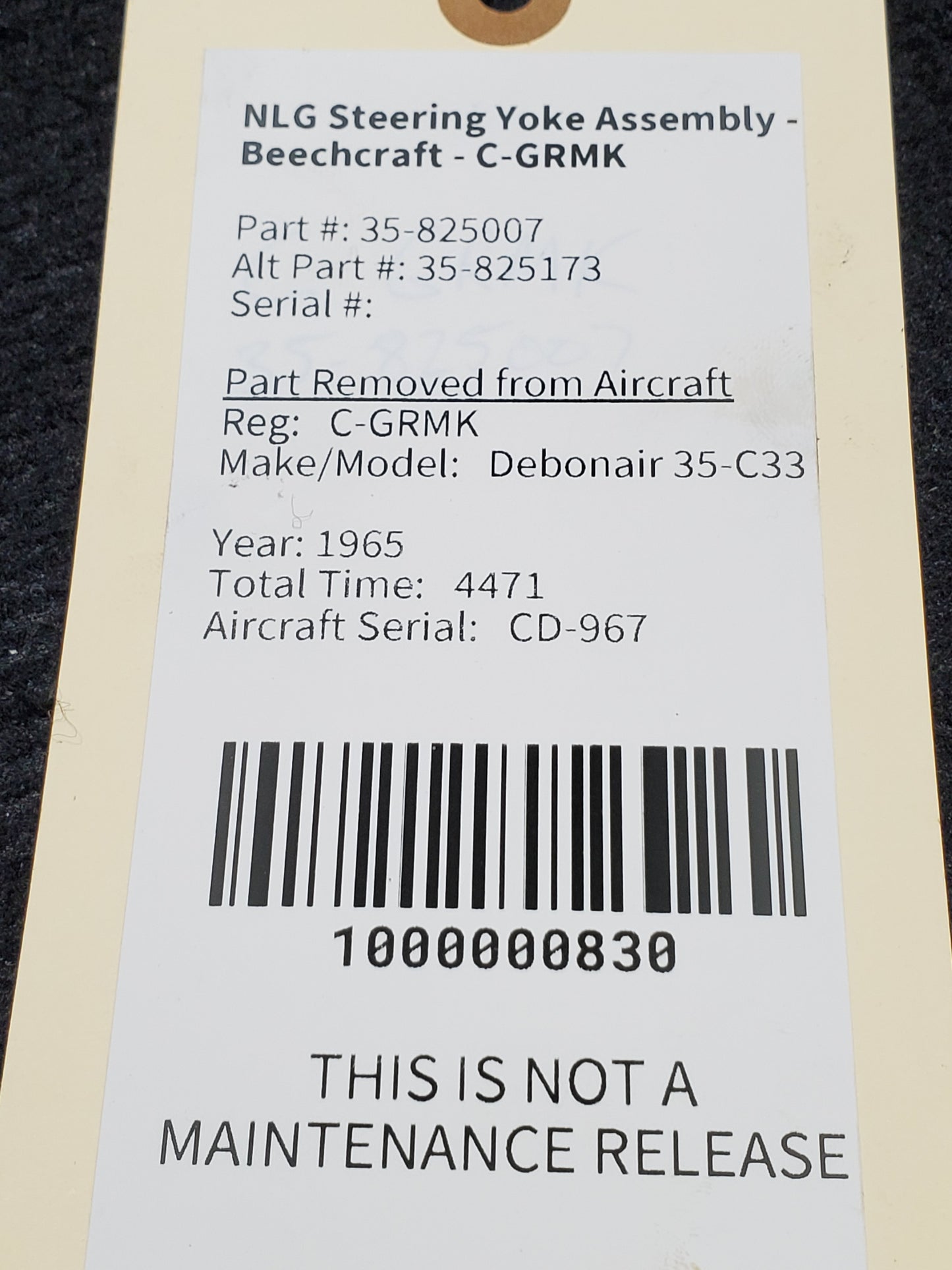 NLG Steering Yoke Assembly - Beechcraft - C-GRMK