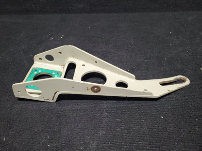 Alternator Arm Assy - Cessna - 5Y-ZBW