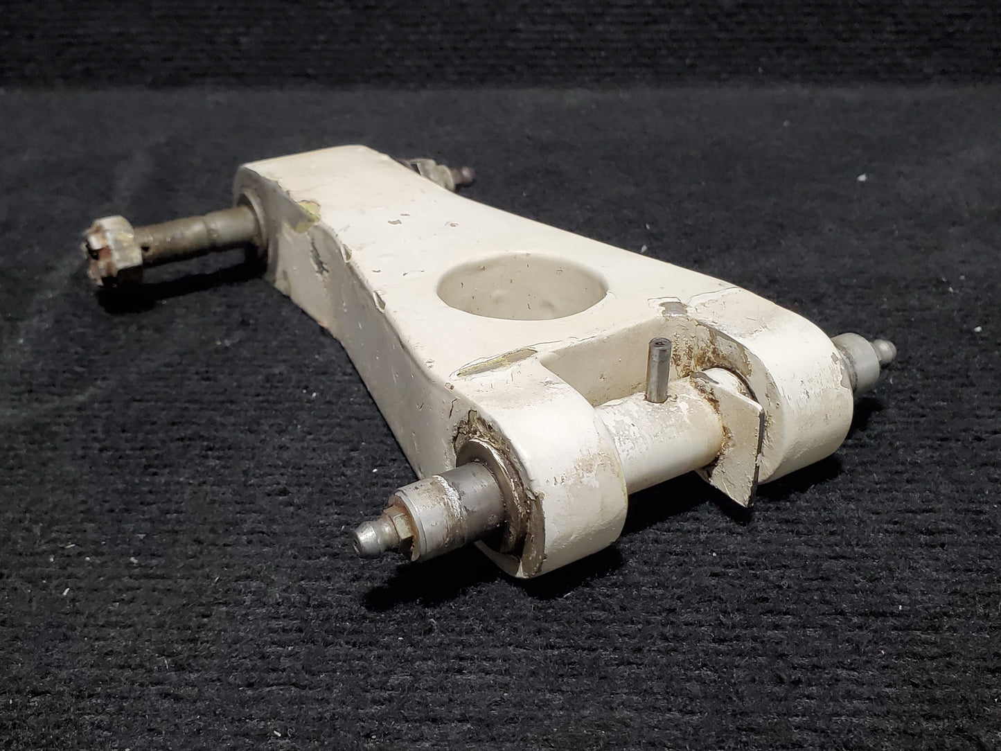 Torque Link - Upper - Cessna - 5H-NWA