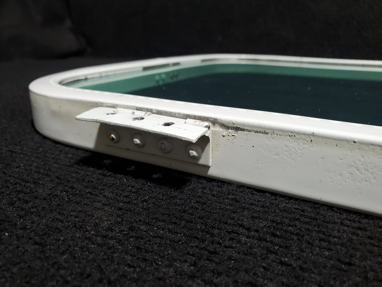 Cabin Door Window Frame Assy LH - Cessna - C-GNQK