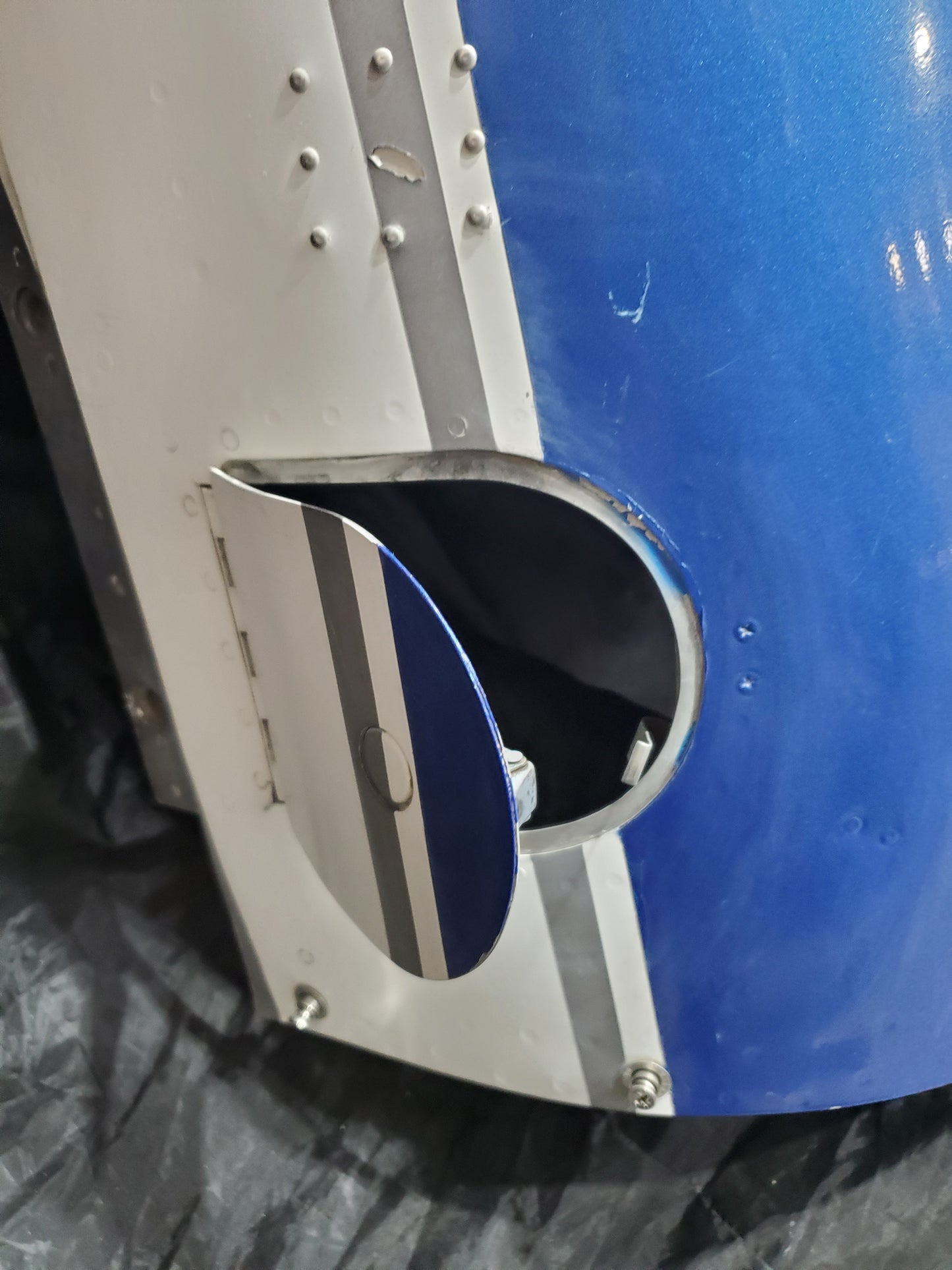 Engine Cowl - Upper - Cessna - C-GROC