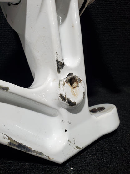 Nose Landing Gear Assembly - Cessna - 5Y-MME