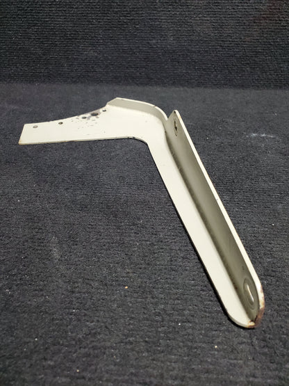 Oil Cooler Mounting Bracket - Lower - Cessna - 5Y-MME