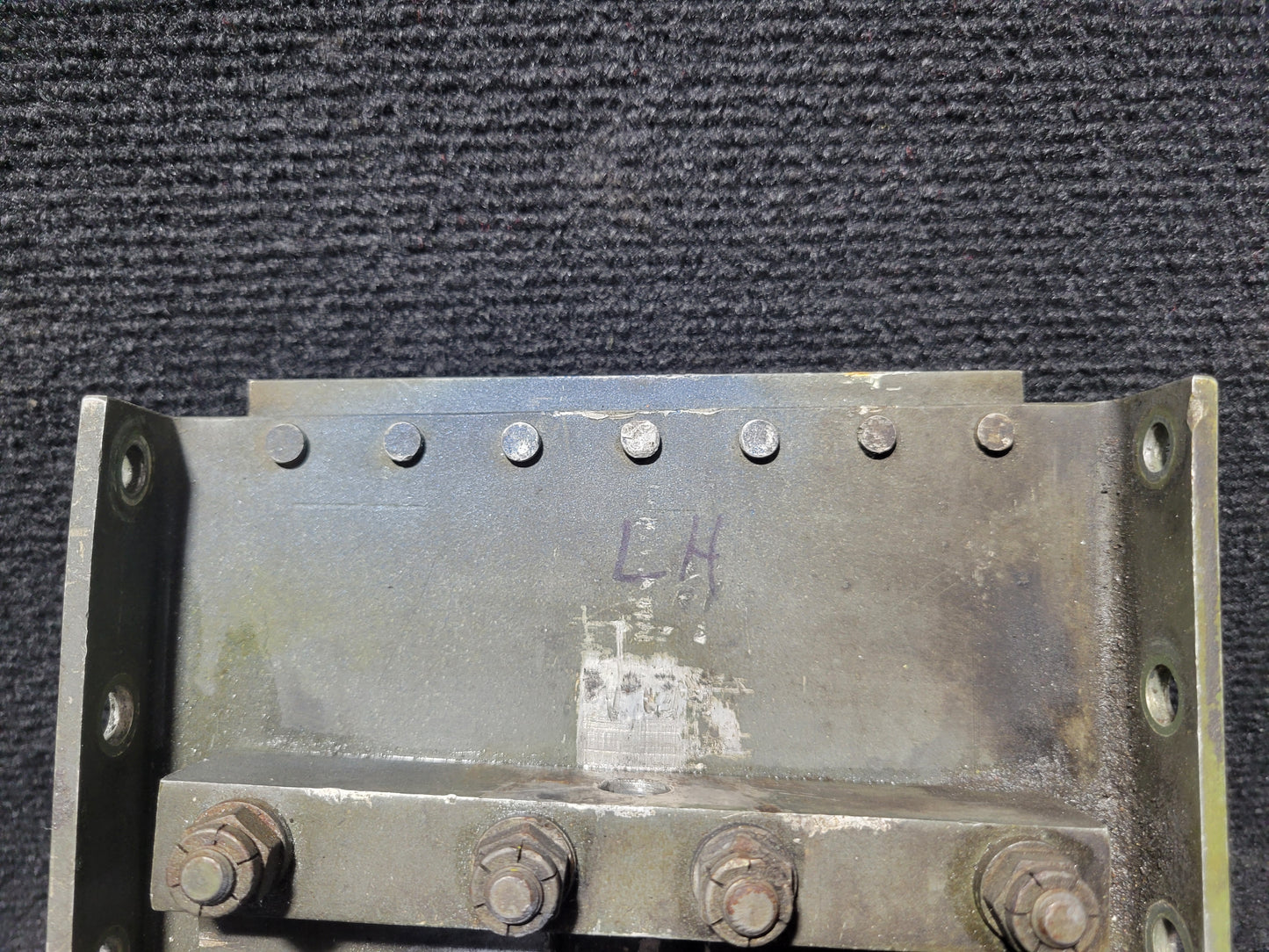 Landing Gear Inbd Bracket Assy LH - N4652B