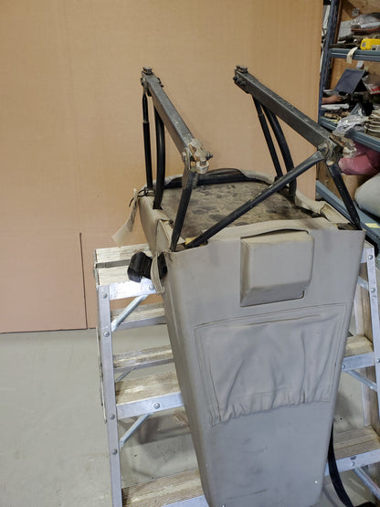 Seat Assembly - LH - Cessna - 208B Caravan - 5Y-MME - 2 of 3