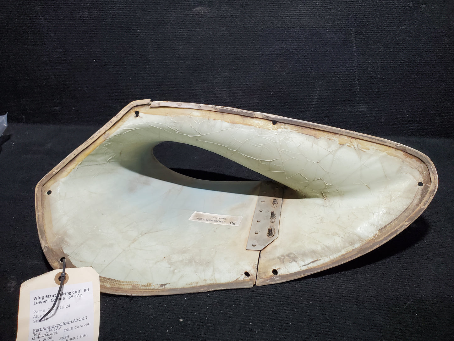 Wing Strut Fairing Cuff - RH Lower - Cessna - 5Y-TAZ