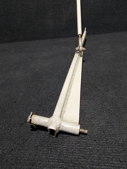 Lever Assy Actuator - Cessna - 5Y-RNA