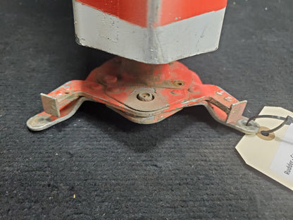 Torque Tube Assy - Rudder - Cessna - 5H-MRF