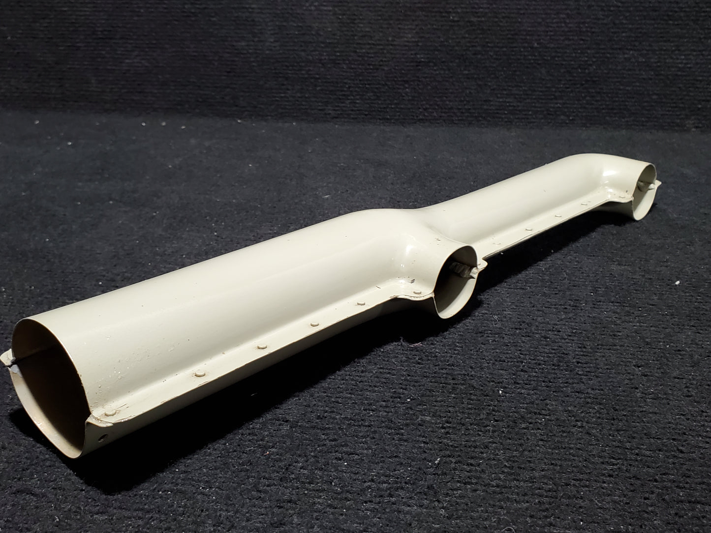 Heater Duct Assembly LH - Cessna - 5H-NWA