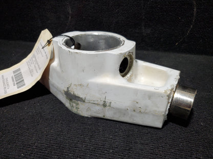Trunnion Assy - RH - 5H-TAZ