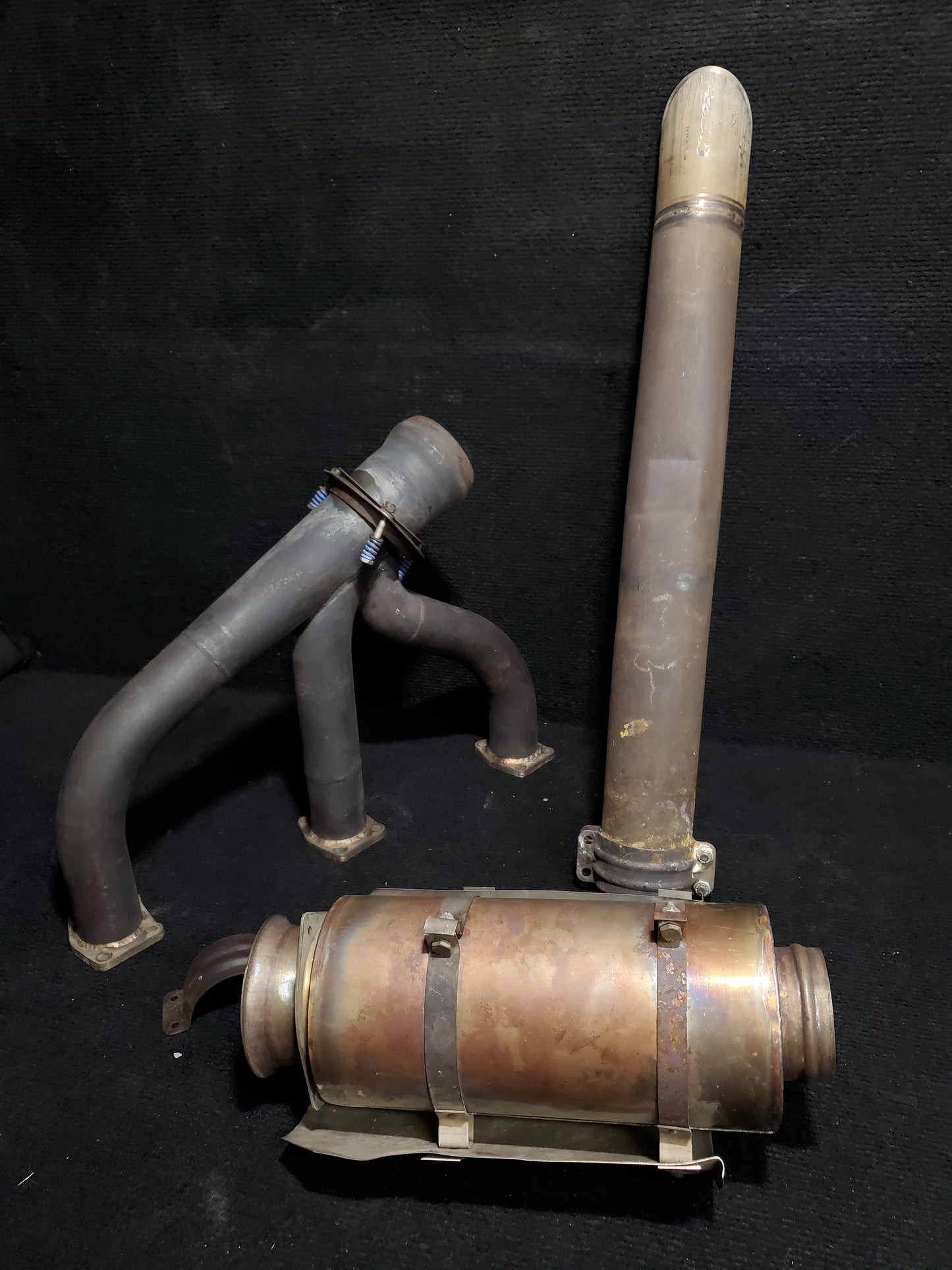 Exhaust Stack and Muffler Assy RH - Beechcraft - C-GRMK