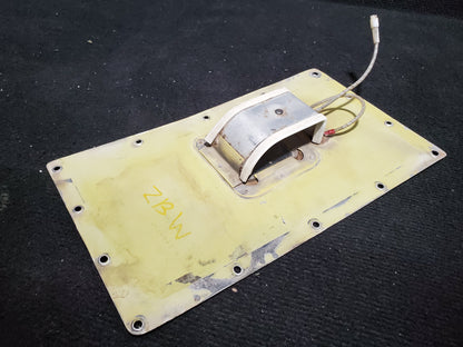 Access Cover w/ Courtesy Light - RH - Cessna - 5Y-ZBW
