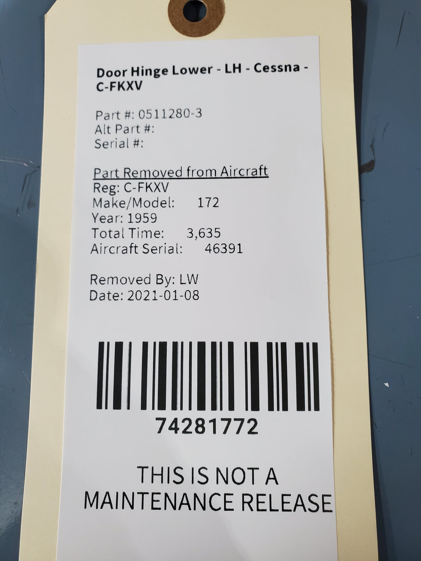 Door Hinge Lower - LH - Cessna - C-FKXV