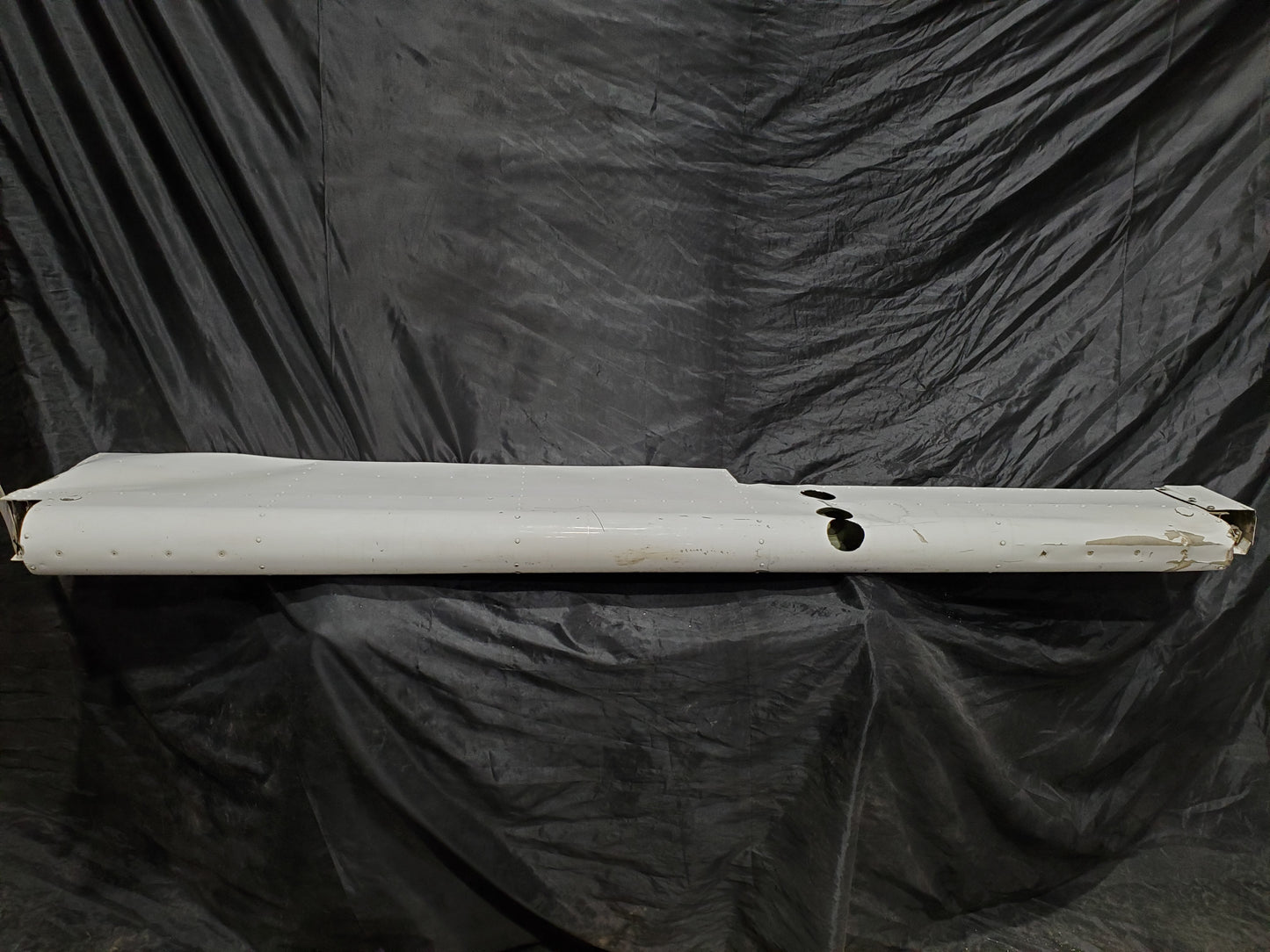 Aileron - RH - Cessna - 5Y-RNA