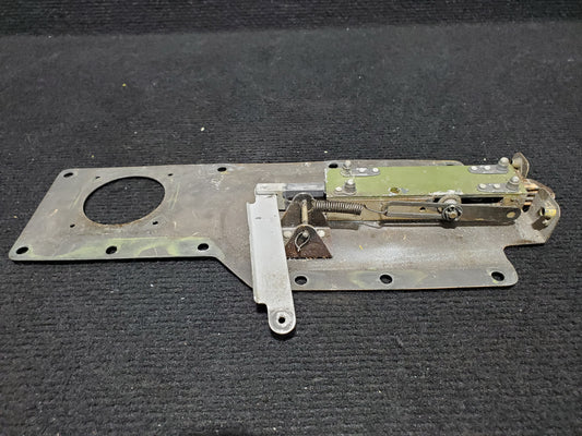 Latch Assy- Cabin Door LH - Cessna - C-GNQK