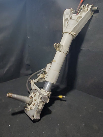 Main Landing Gear Strut Assy LH - Cessna - C-FSYN