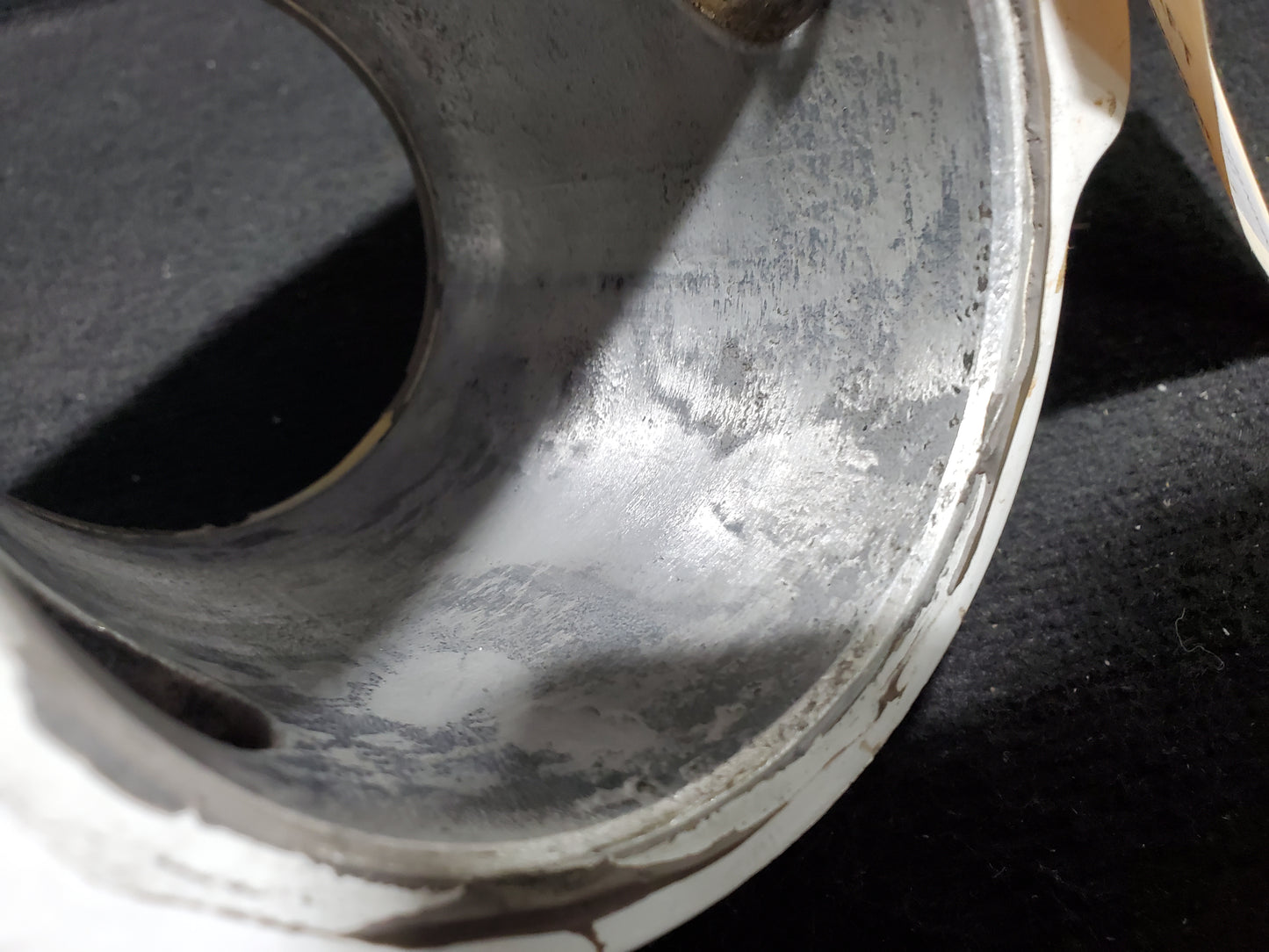 Trunnion Assy - LH - 5H-TAZ
