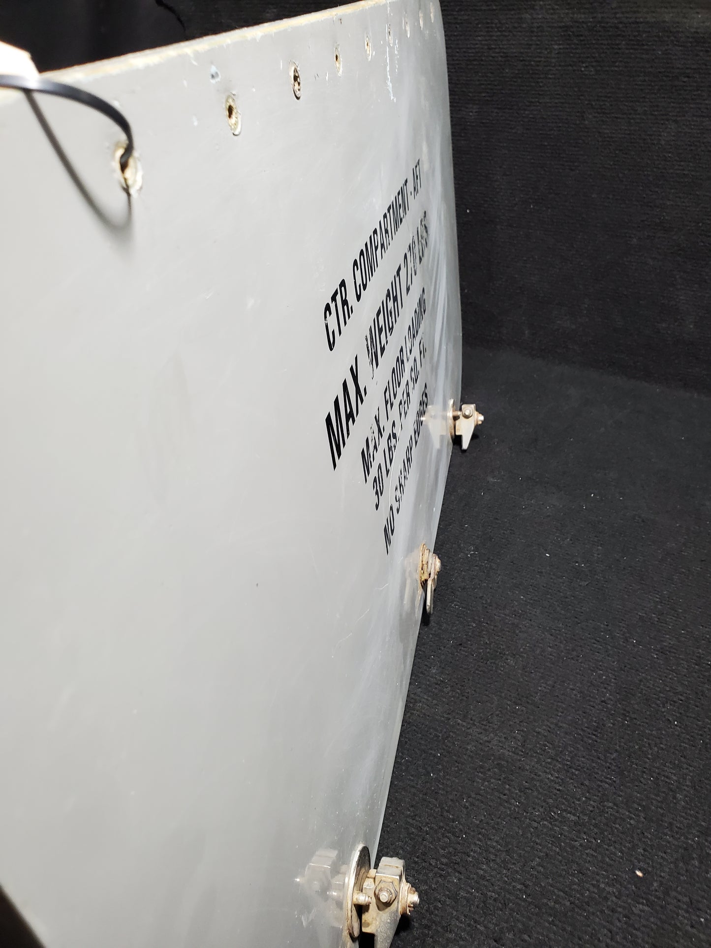 Cargo Pod Door Assy - CTR AFT - Cessna 208B - 5H-NWA