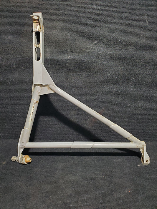 MLG Weldment Support LH - Beechcraft - C-FBPO