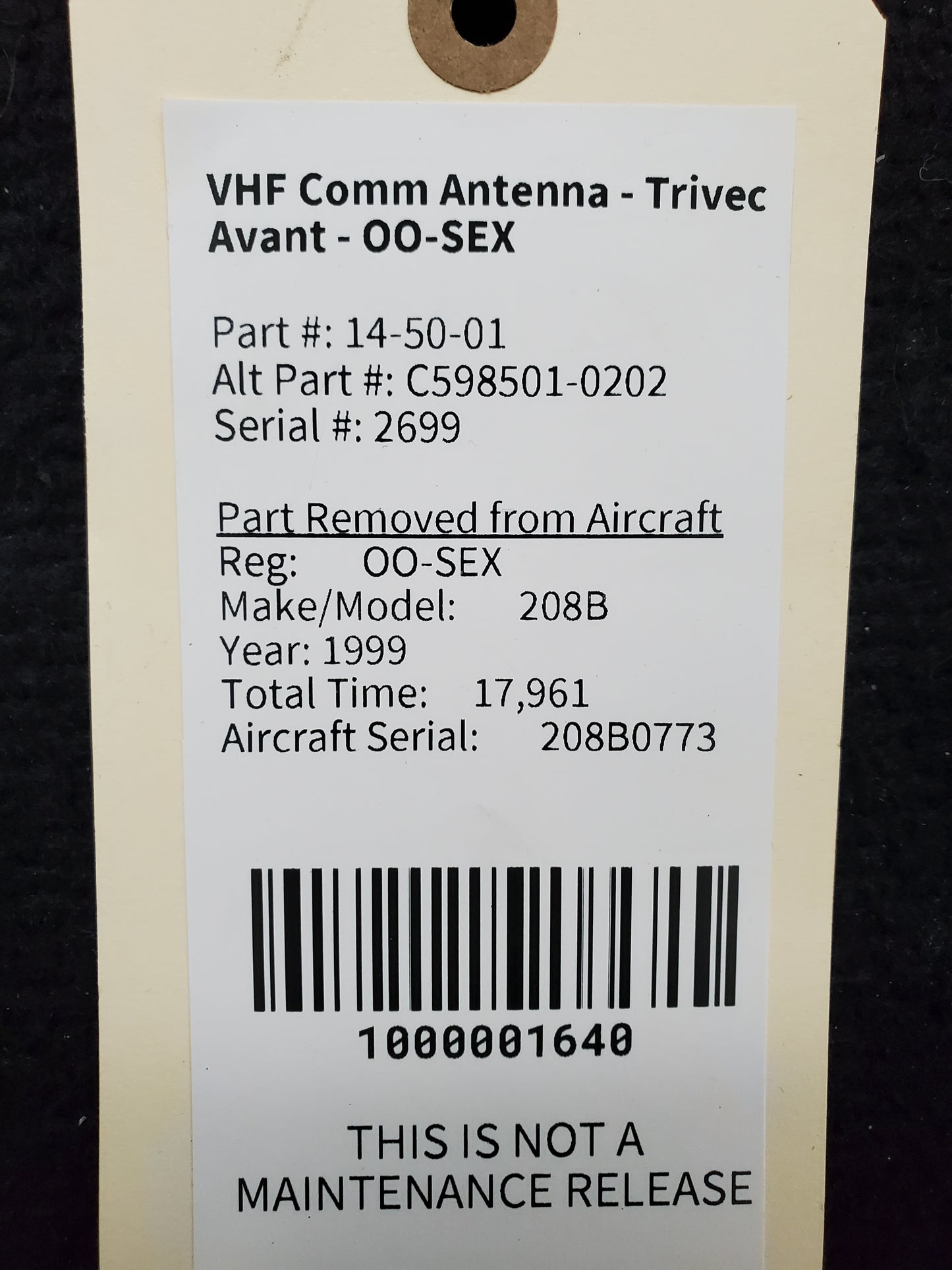 VHF Comm Antenna - Trivec Avant - OO-SEX
