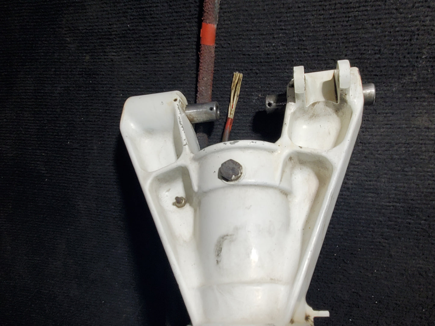 Main Landing Gear Strut Assy LH - Cessna - C-FSYN