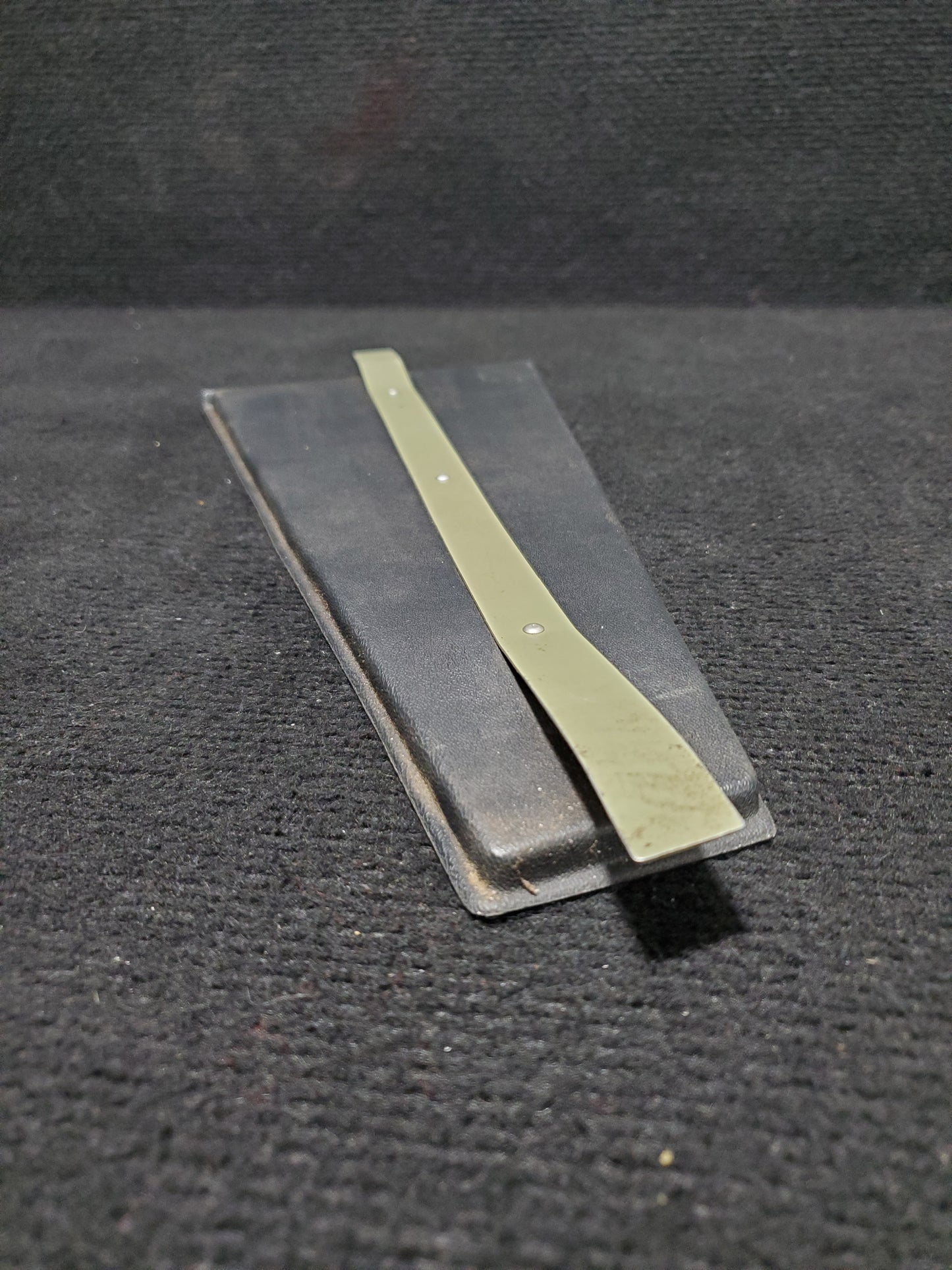 Oil Drip Pan Assy - Cessna - 5H-TAZ