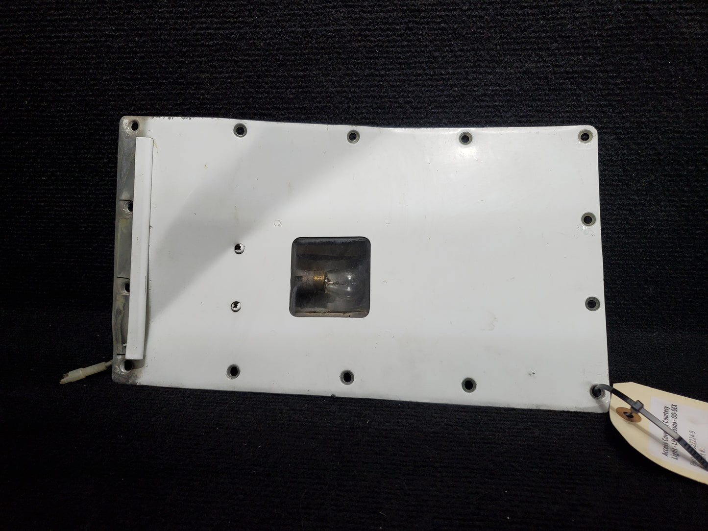 Access Cover w/ Courtesy Light - LH - Cessna - OO-SEX