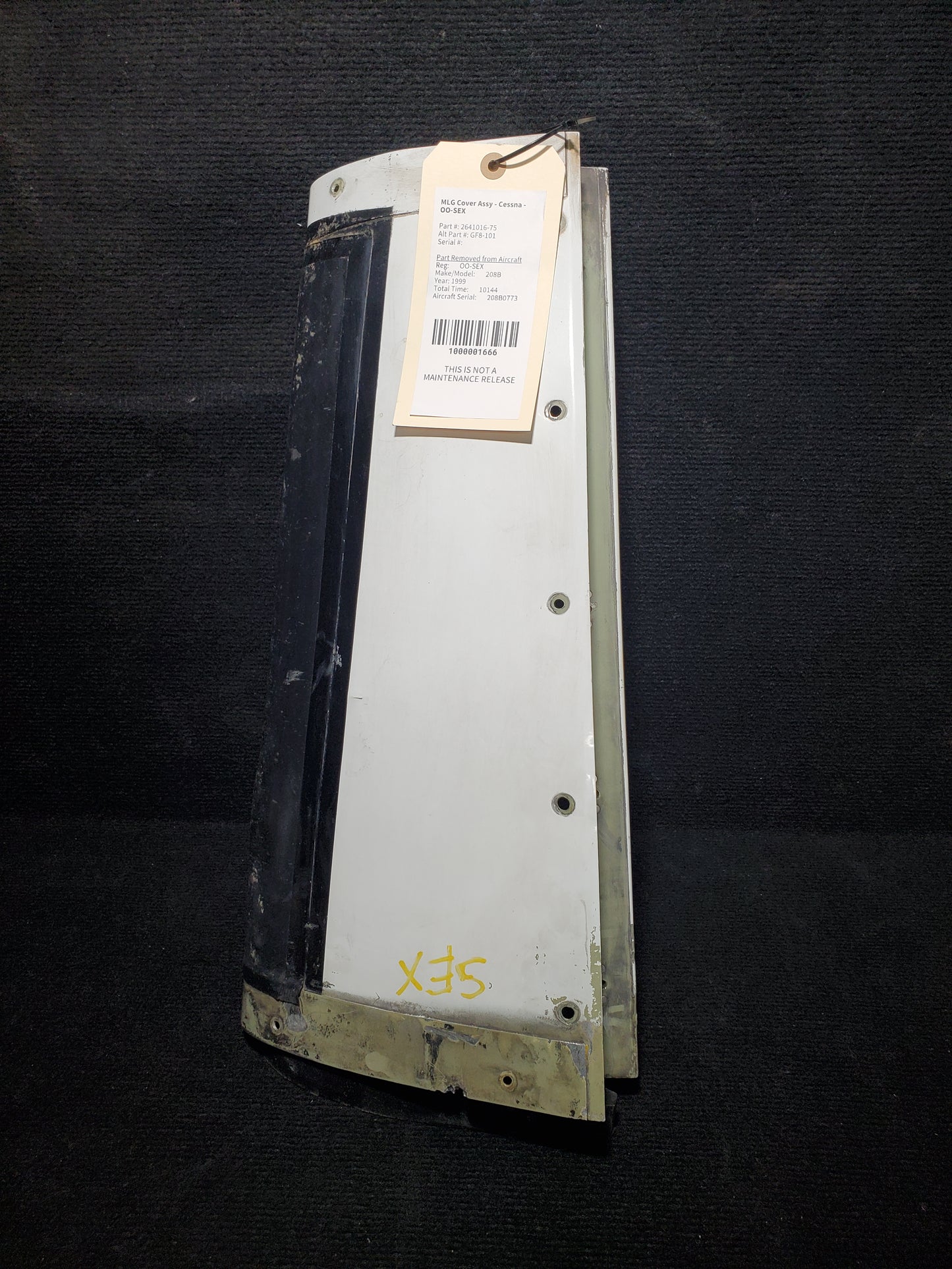 MLG Cover Assy - LH - Cessna - OO-SEX