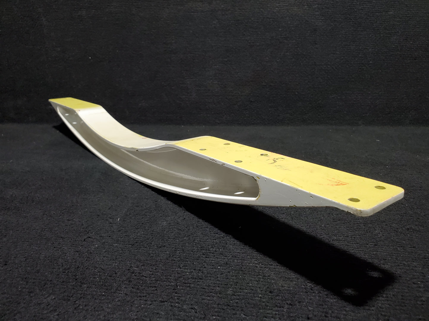 MLG Bay Stiffener - Cessna - 5Y-MME