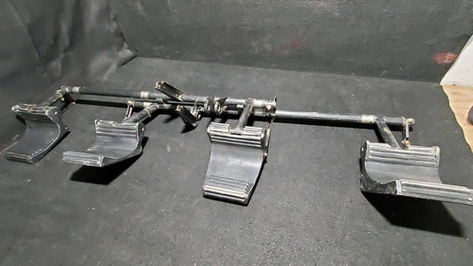 Torque Tube Assy with Rudder Pedals - Cessna - 5H-TAZ