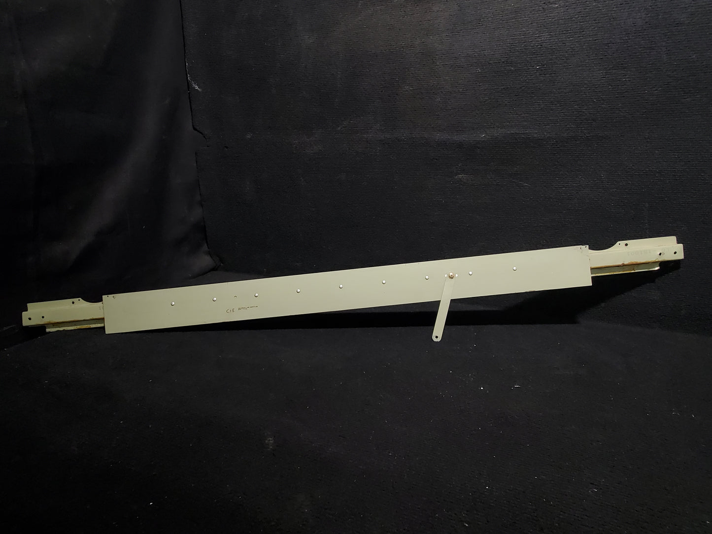 Support Bracket - Cessna - 5H-NWA