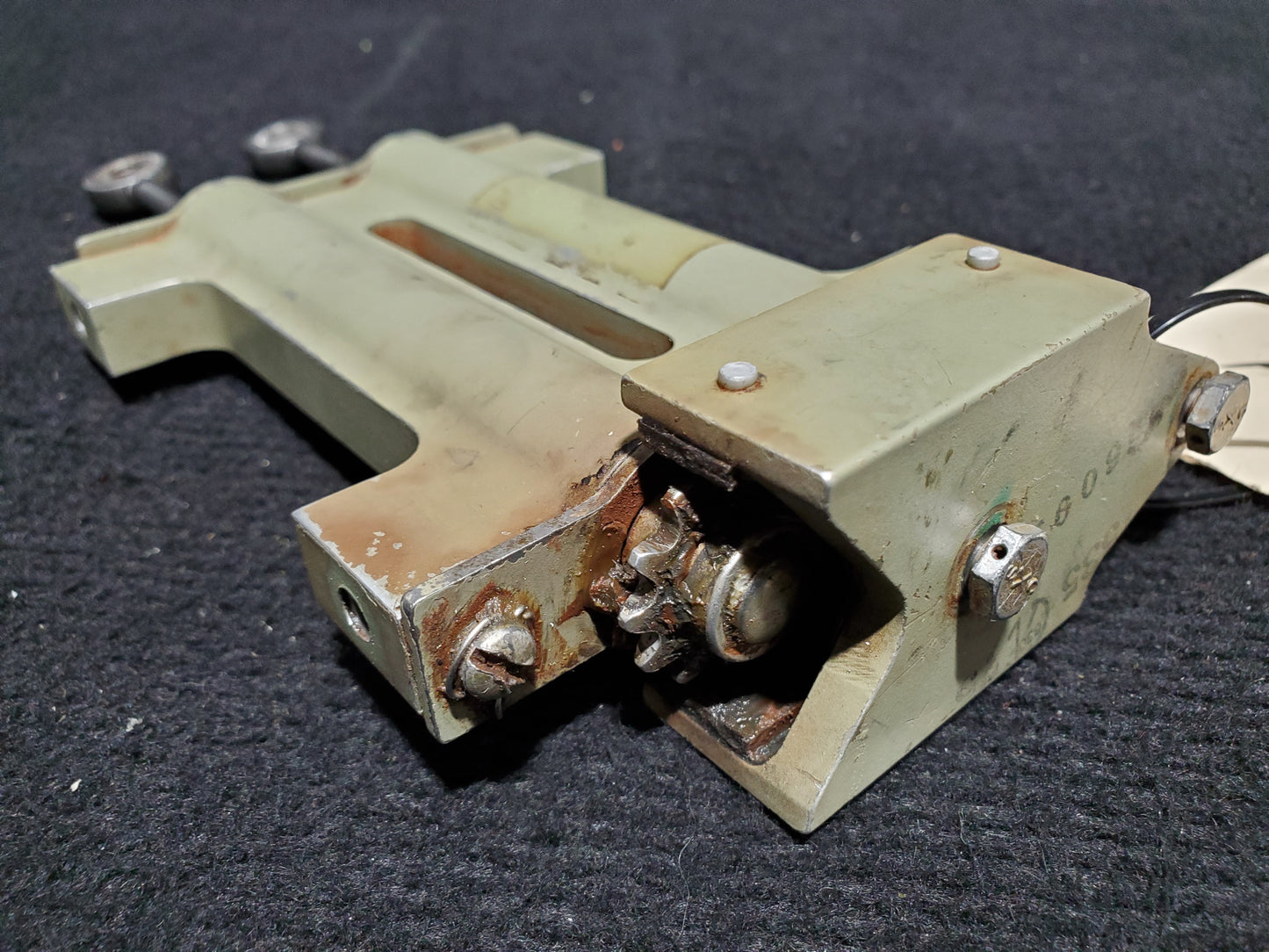 Elevator Trim Tab Actuator Assy - Cessna - 5H-NWA