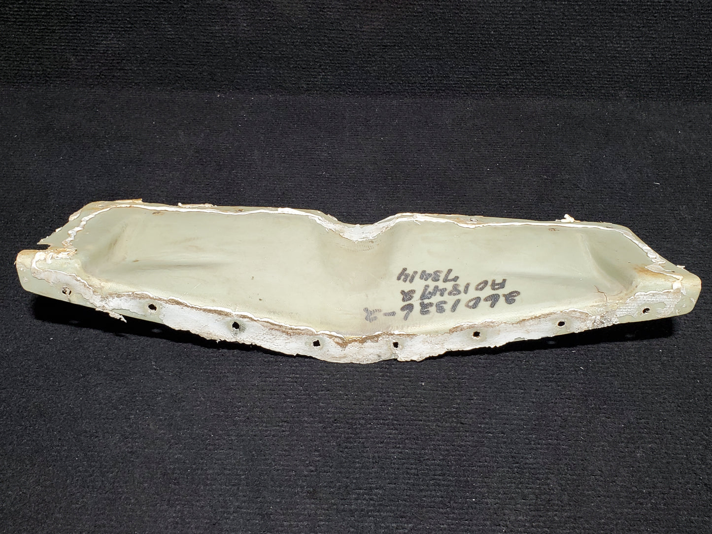Main Gear Strut Cover RH (Cargo Pod) - Cessna - 5Y-ZBW