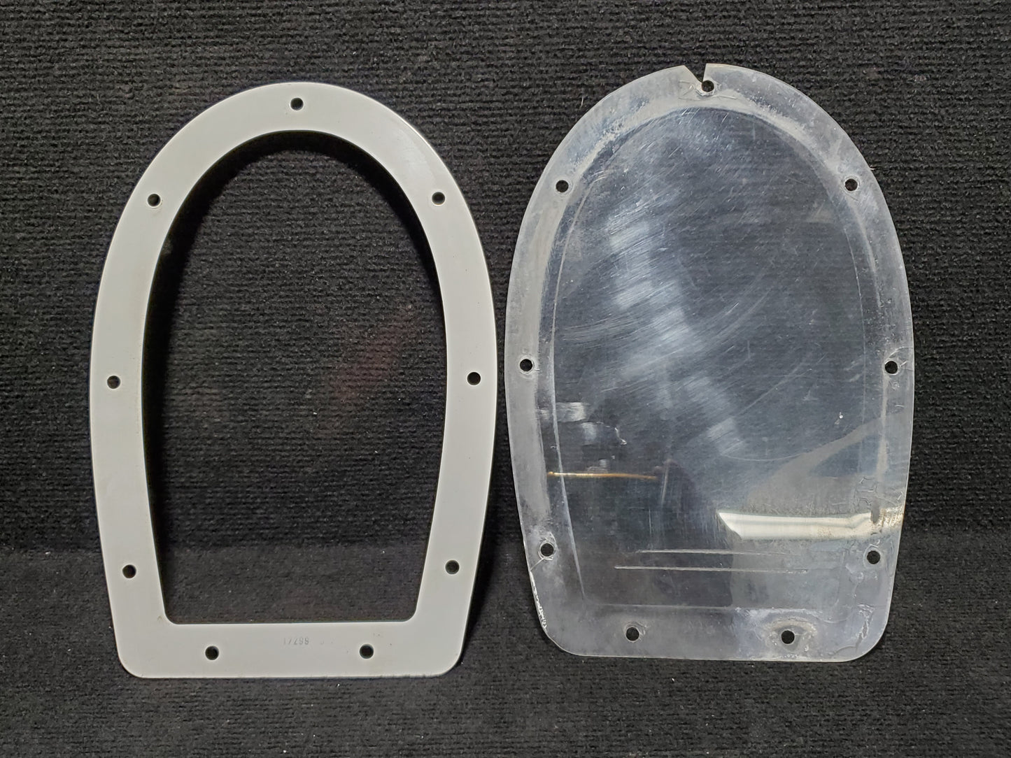 Landing Light Lens and Retainer - Cirrus - C-GDJL