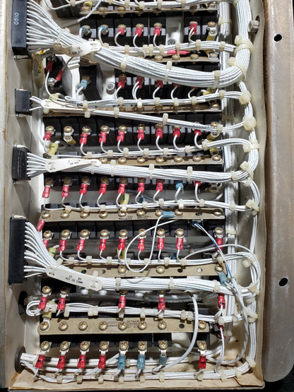 Circuit Breaker Panel Assy - Cessna - 5H-TAZ