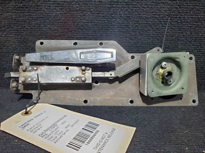 Latch Assy - LH - Cessna - C-GROC