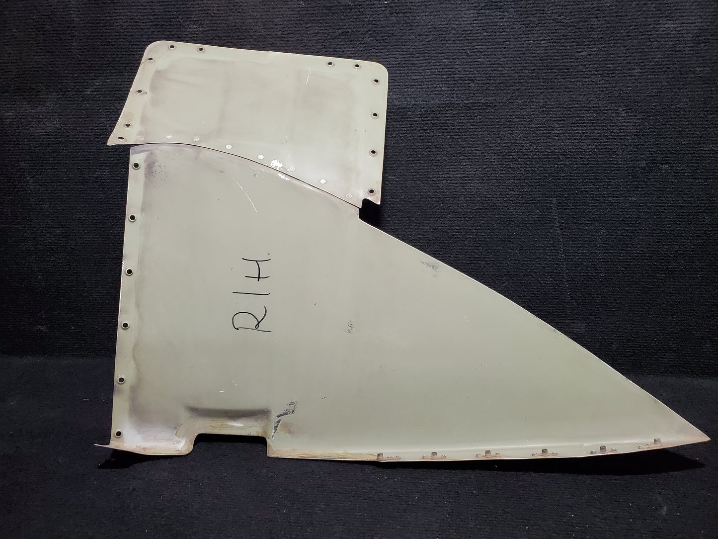 Wing Strut Fairing - RH Upper -  Cessna - 5H-NWA