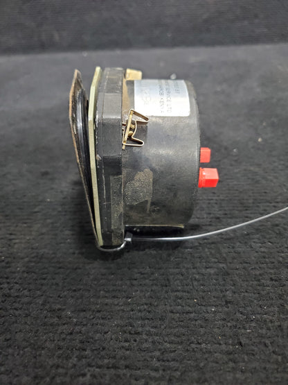 Airspeed Indicator - Sigma Tek - 5H-NWA