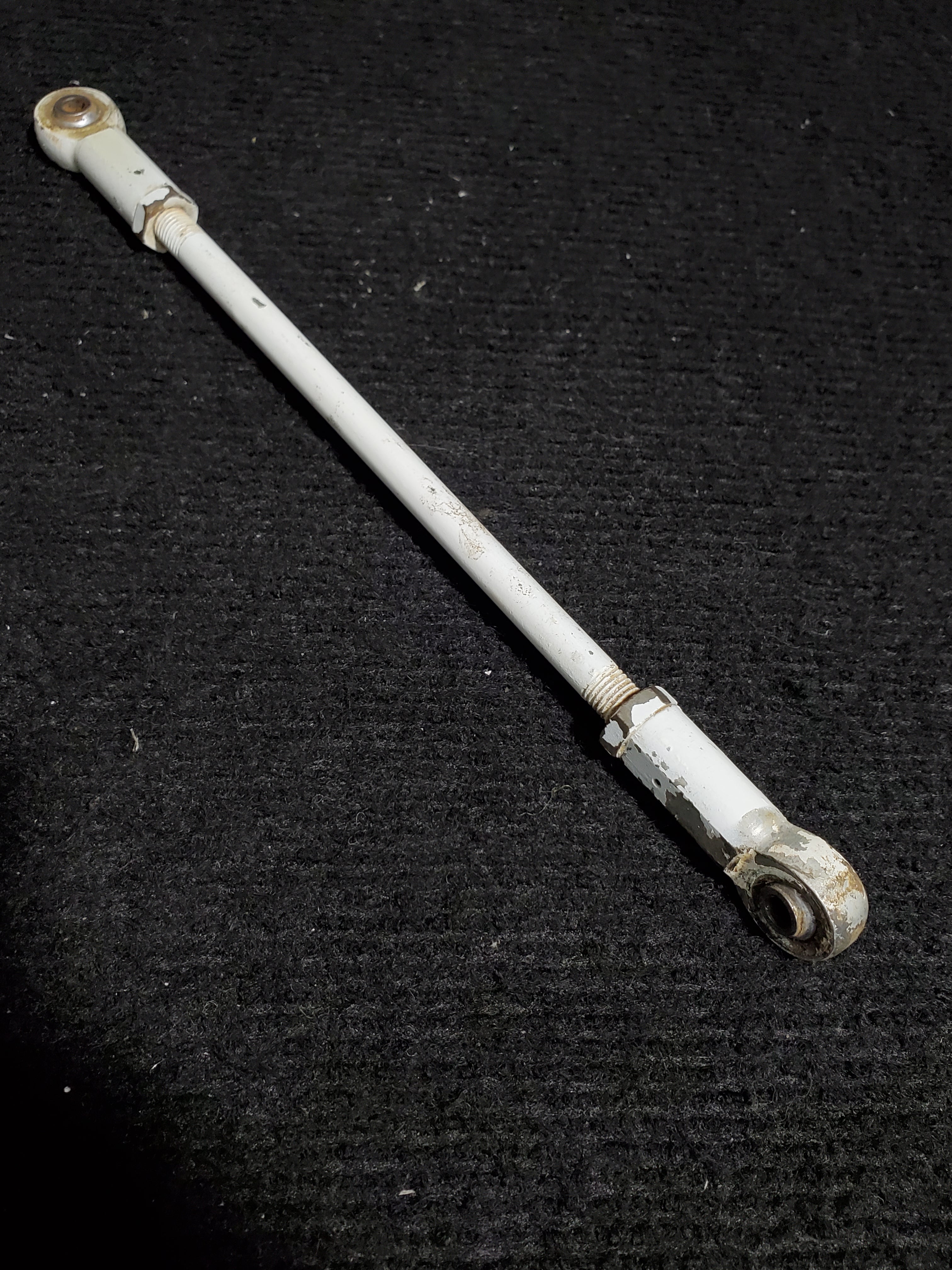 Push Rod Assy Flap INBD - Cessna - 5Y-RNA – Global Aircraft Industries